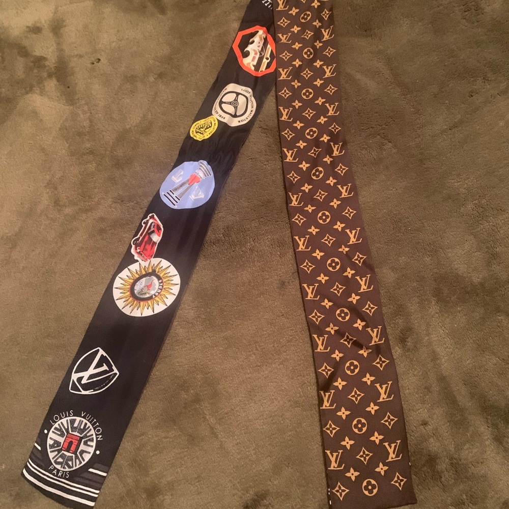 Auth  Louis Vuitton Women Bandana Scarf Bandeau Warp Monogram Silk Blue/LV logo